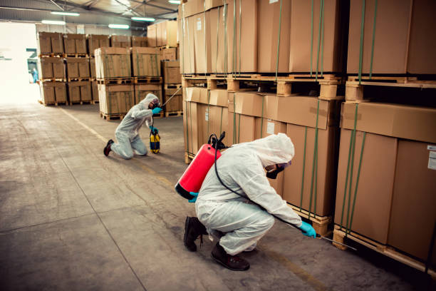 Best Pest Prevention Services  in Warrensburg, IL